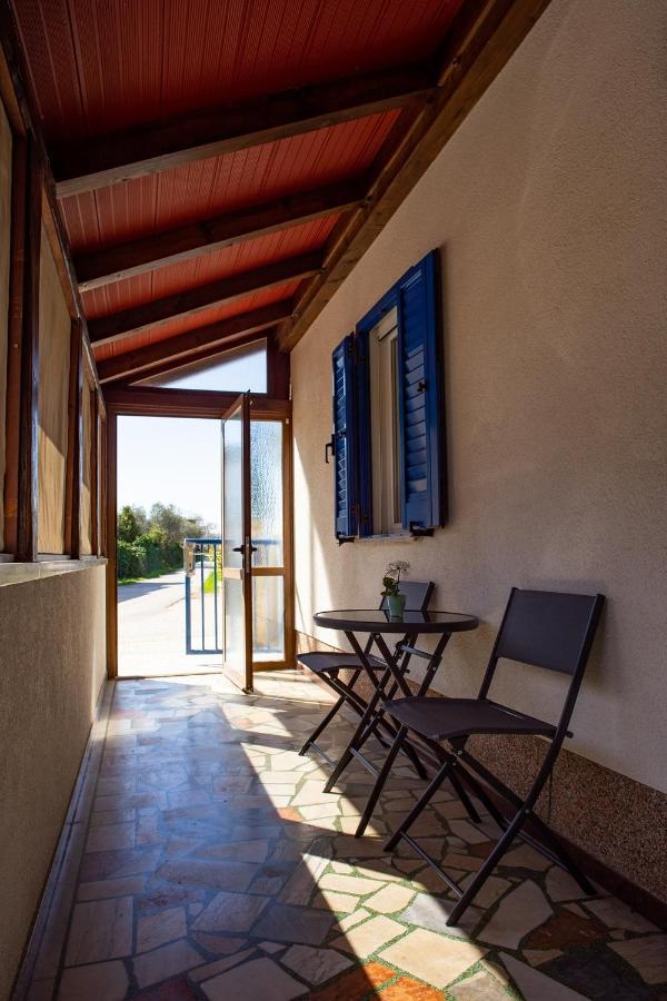 Olive Tree Apartments Umag Exterior photo